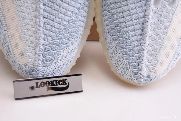 White Yeezy Cloud FW3043 350 Adidas V2 Boost 0710